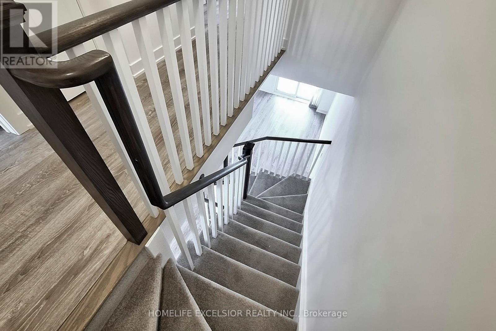 5456 Main Street, Whitchurch-Stouffville, ON - Indoor Photo Showing Other Room