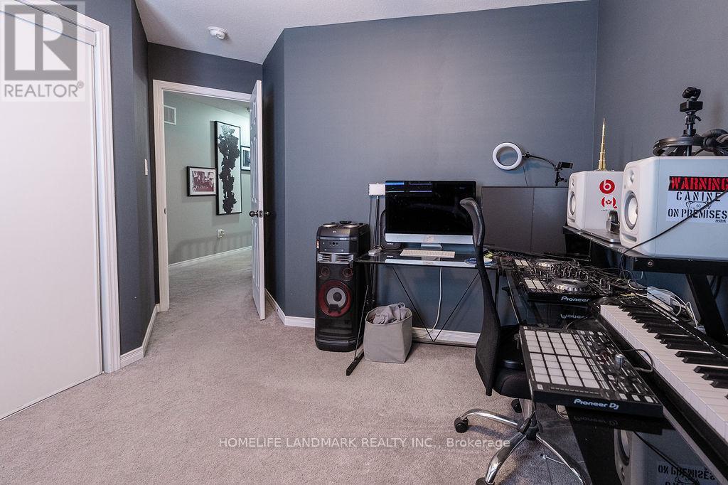 106 Odonnel Drive, Hamilton, ON - Indoor Photo Showing Office