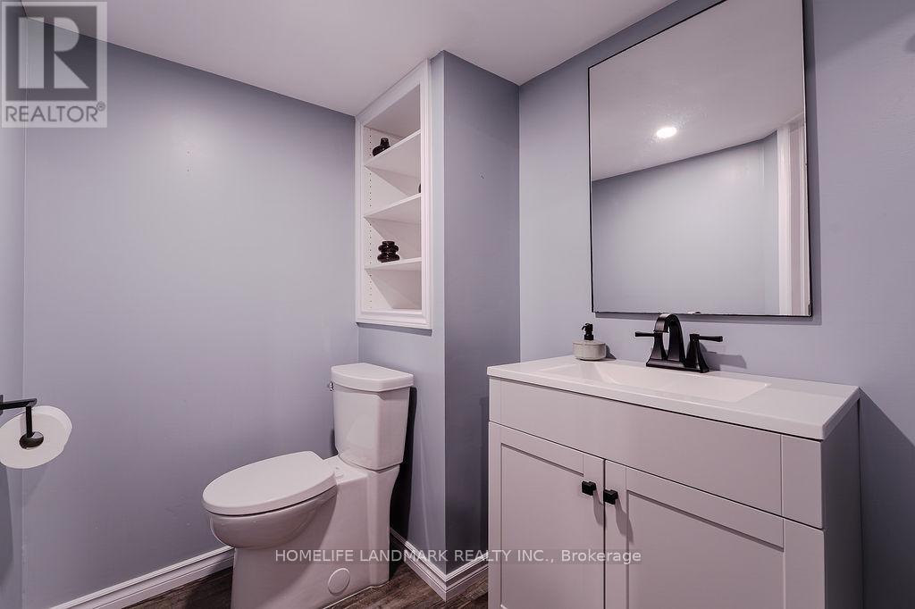 106 Odonnel Drive, Hamilton, ON - Indoor Photo Showing Bathroom