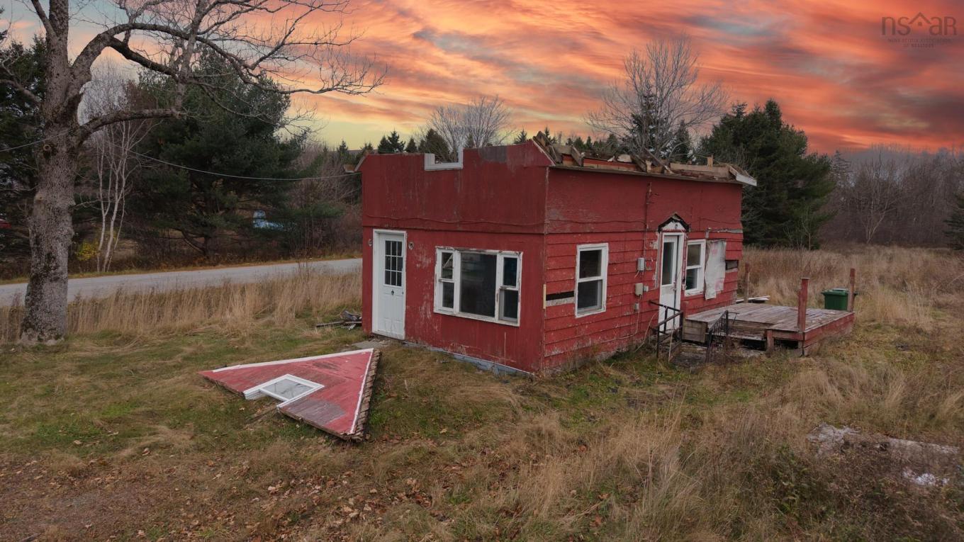 125 Shore Road, Mersey Point, NS
