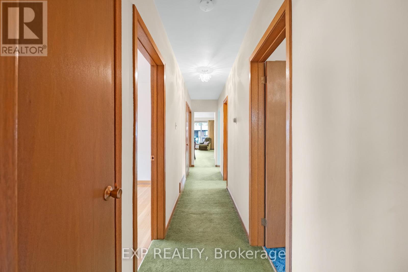 28 Aviemore Drive, Toronto, ON - Indoor Photo Showing Other Room