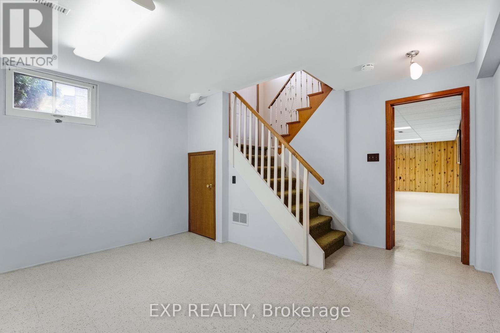 28 Aviemore Drive, Toronto, ON - Indoor Photo Showing Other Room