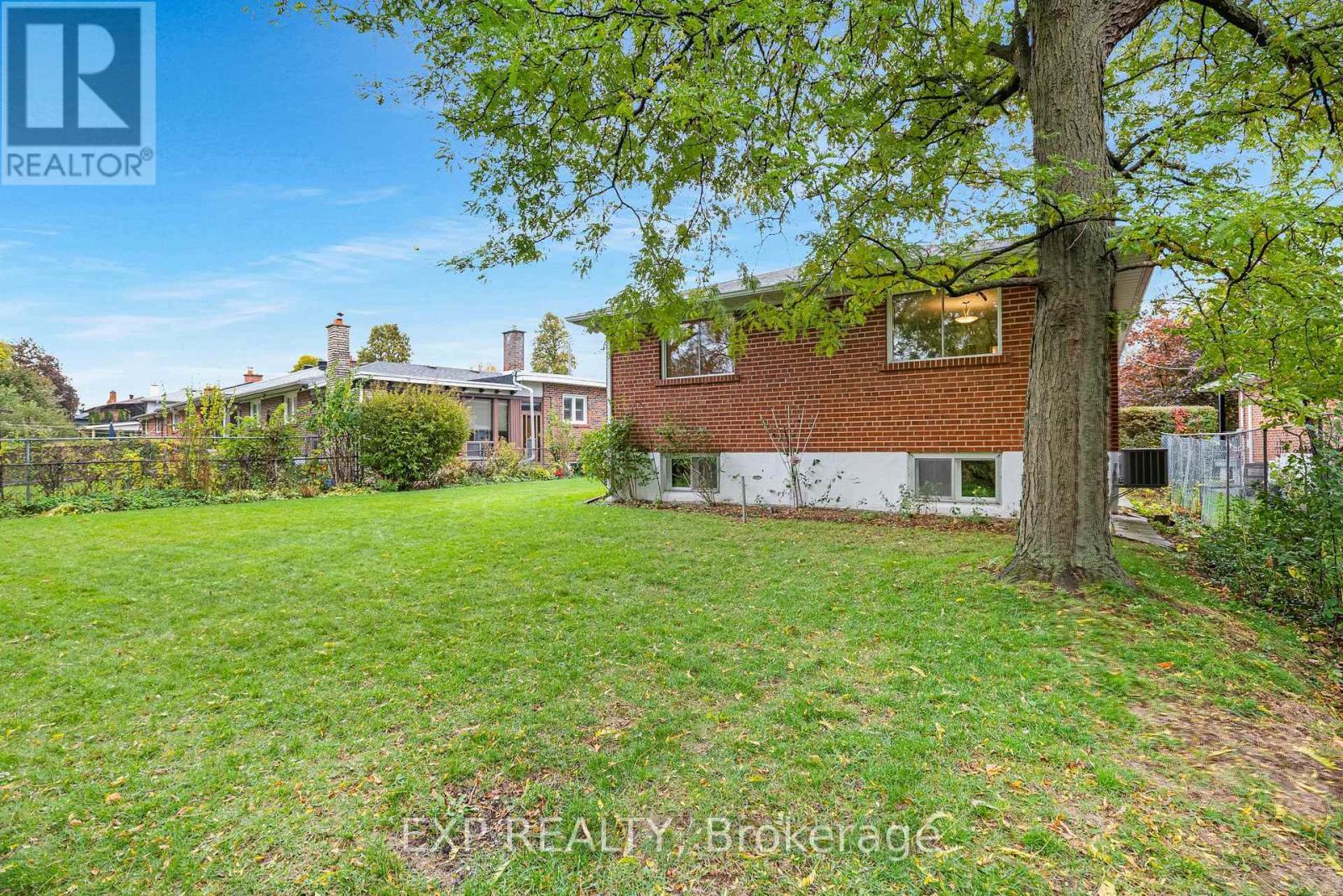 28 Aviemore Drive, Toronto, ON - Outdoor