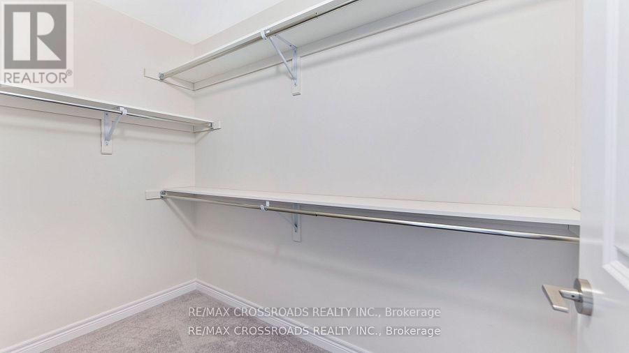 203 - 2375 Bronte Road, Oakville, ON - Indoor With Storage