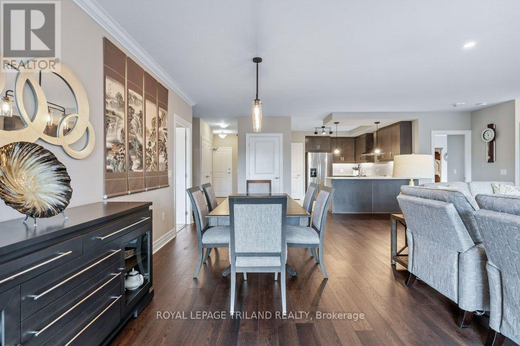 504 - 1200 Commissioners Road W, London South (South B), ON - Indoor Photo Showing Dining Room