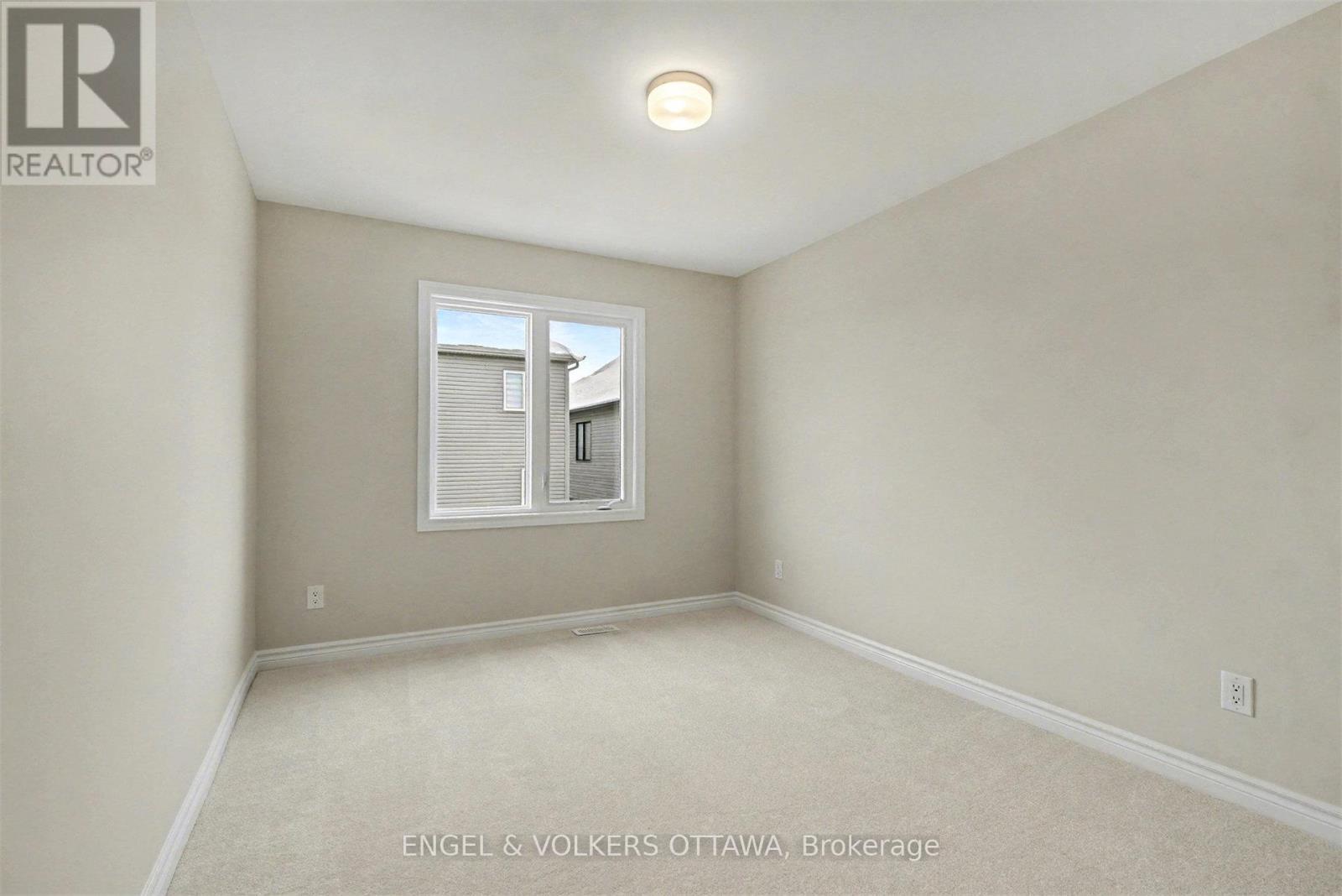 161 Ryan Reynolds Way, Ottawa, ON - Indoor Photo Showing Other Room