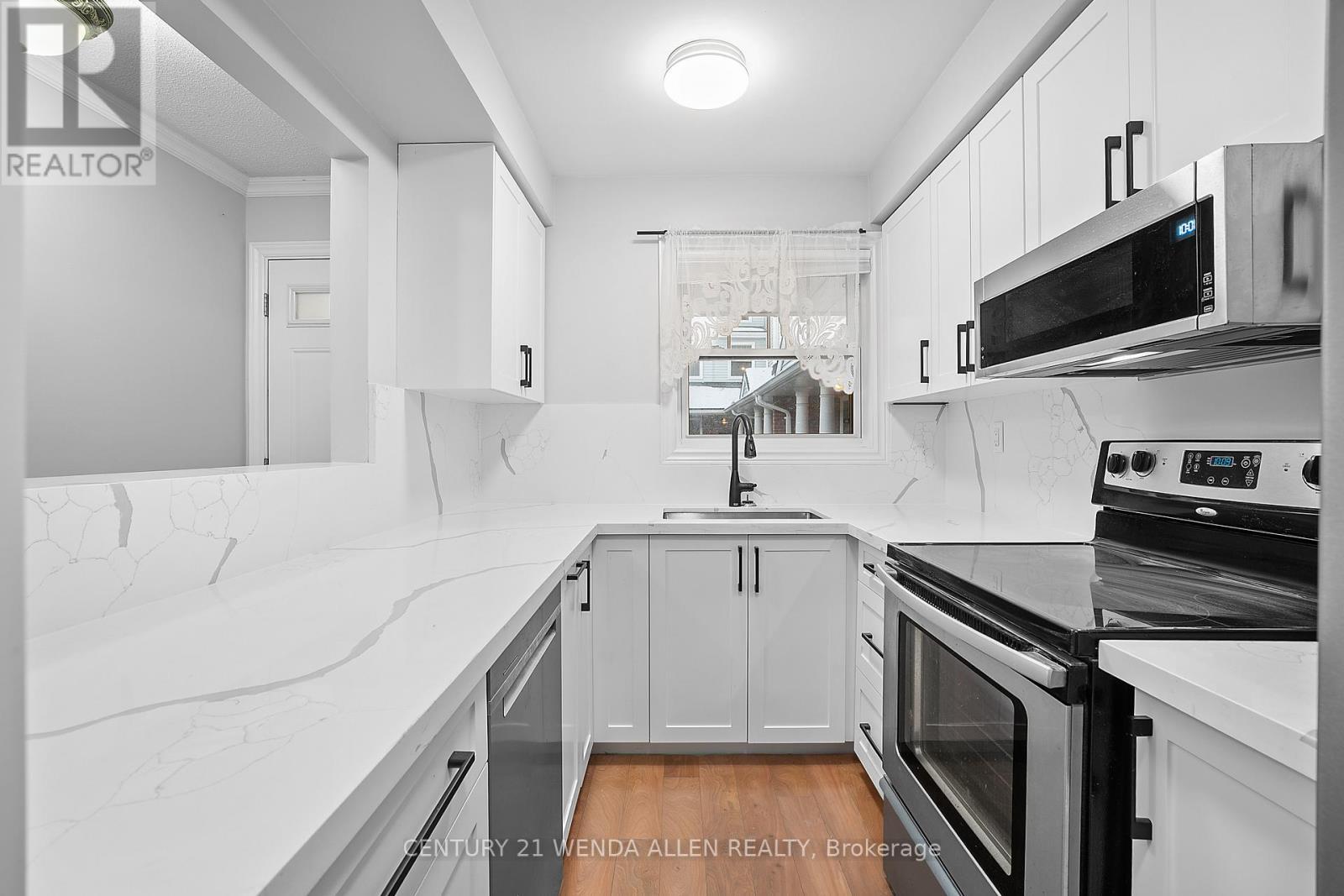 I-15 - 1659 Nash Road, Clarington, ON - Indoor Photo Showing Kitchen With Stainless Steel Kitchen
