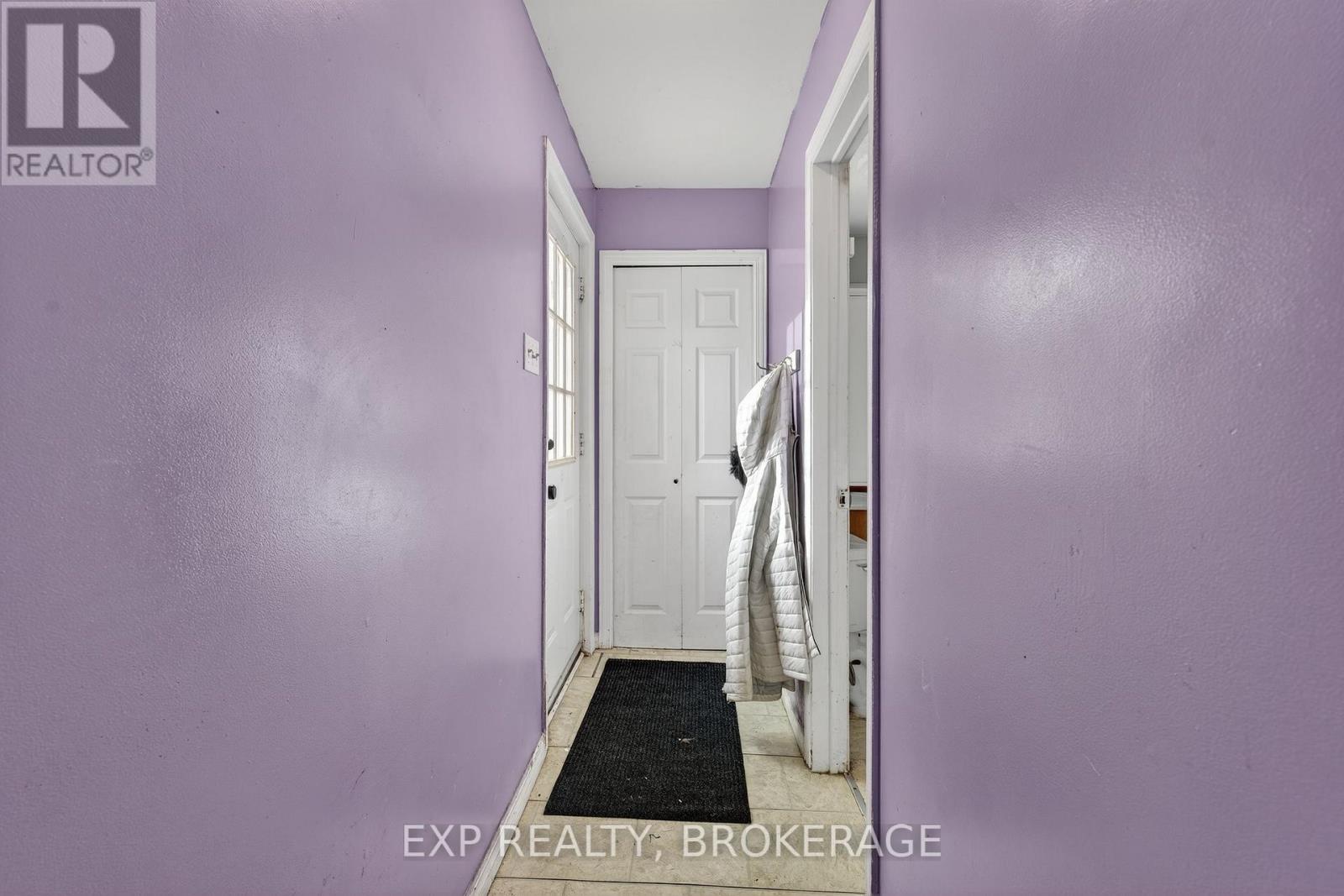 4 Water Street, Rideau Lakes, ON - Photo Showing Other Room