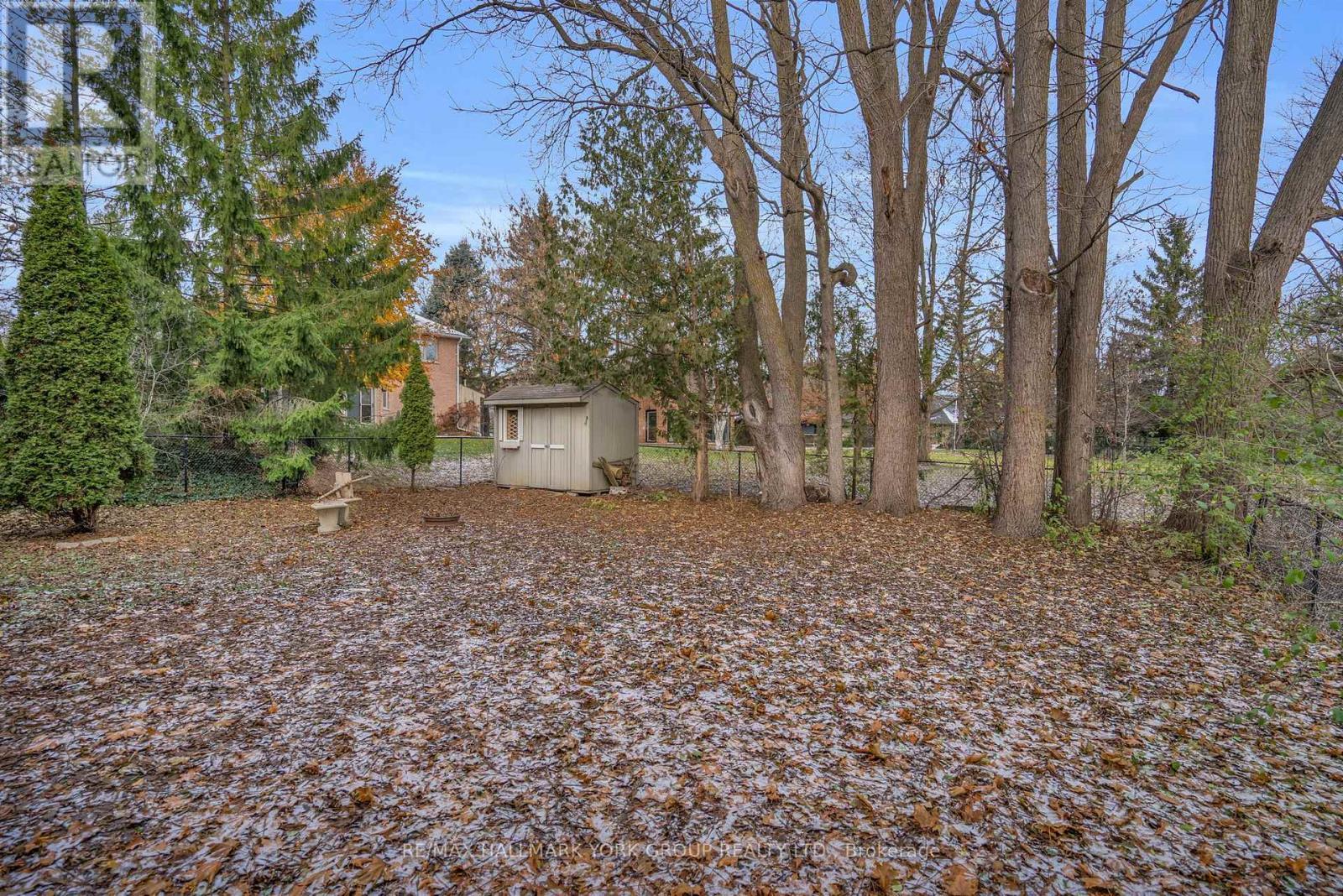 22 Marksbury Court, Aurora, ON - Outdoor