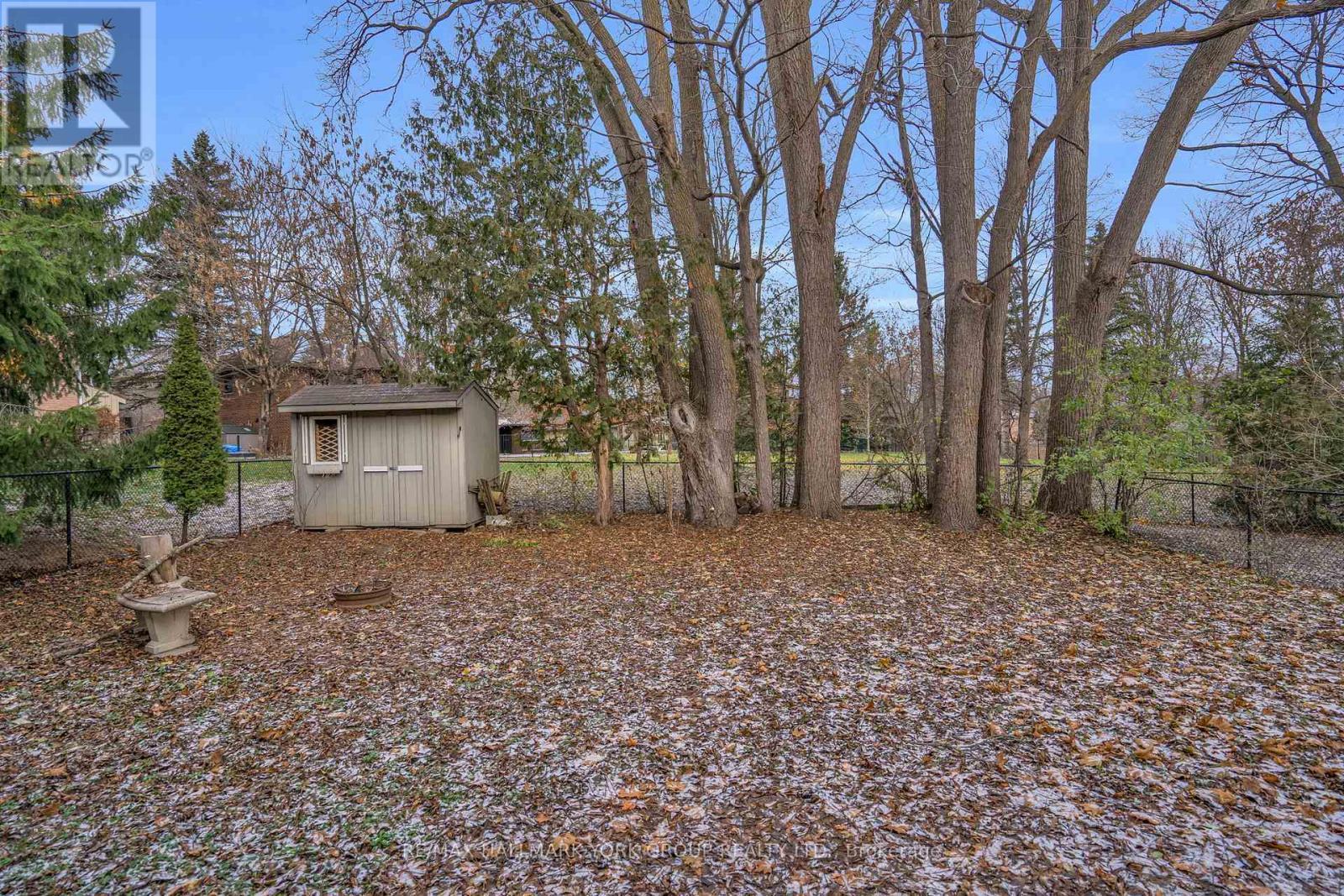 22 Marksbury Court, Aurora, ON - Outdoor