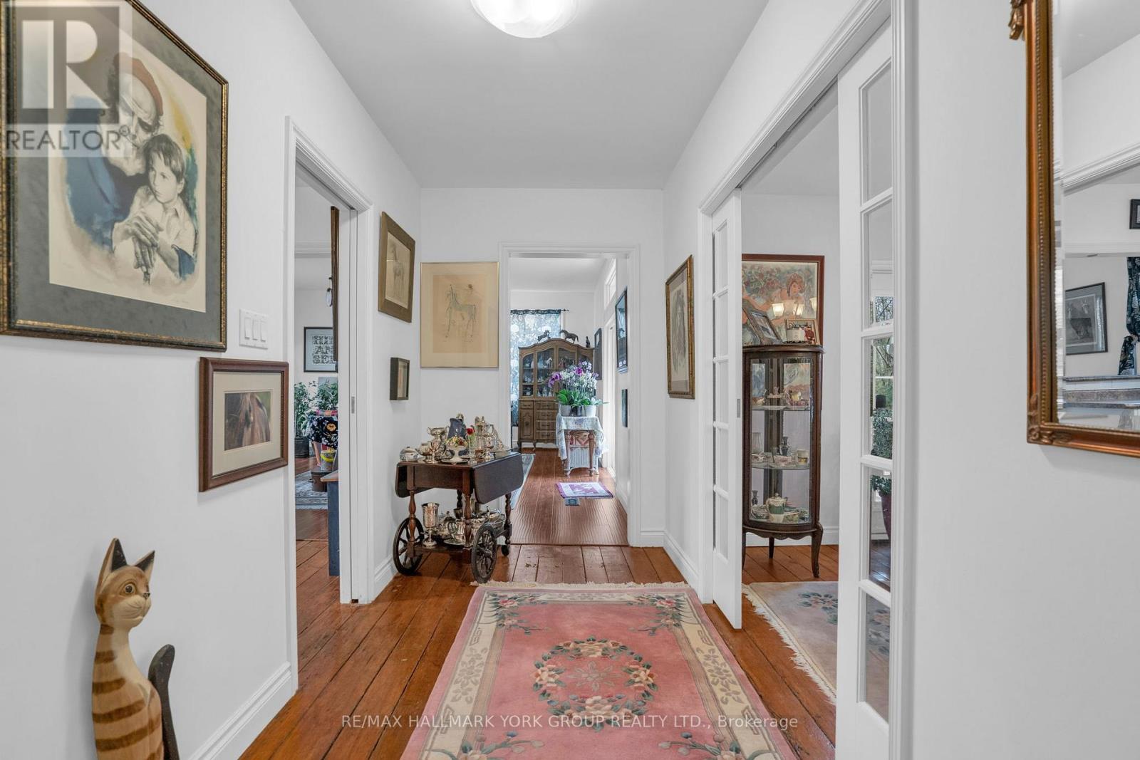 22 Marksbury Court, Aurora, ON - Indoor Photo Showing Other Room