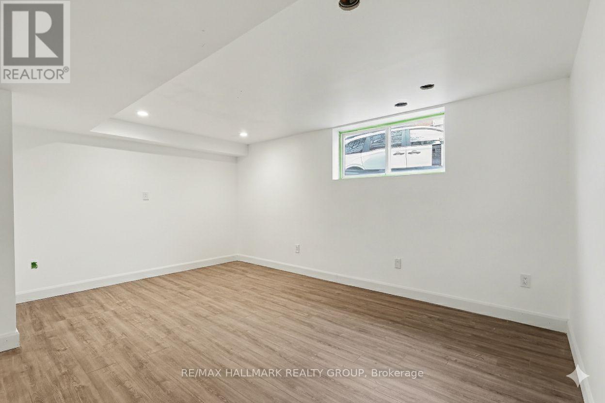 Living Room - B - 1319 N Avenue, Ottawa, ON - Indoor Photo Showing Other Room