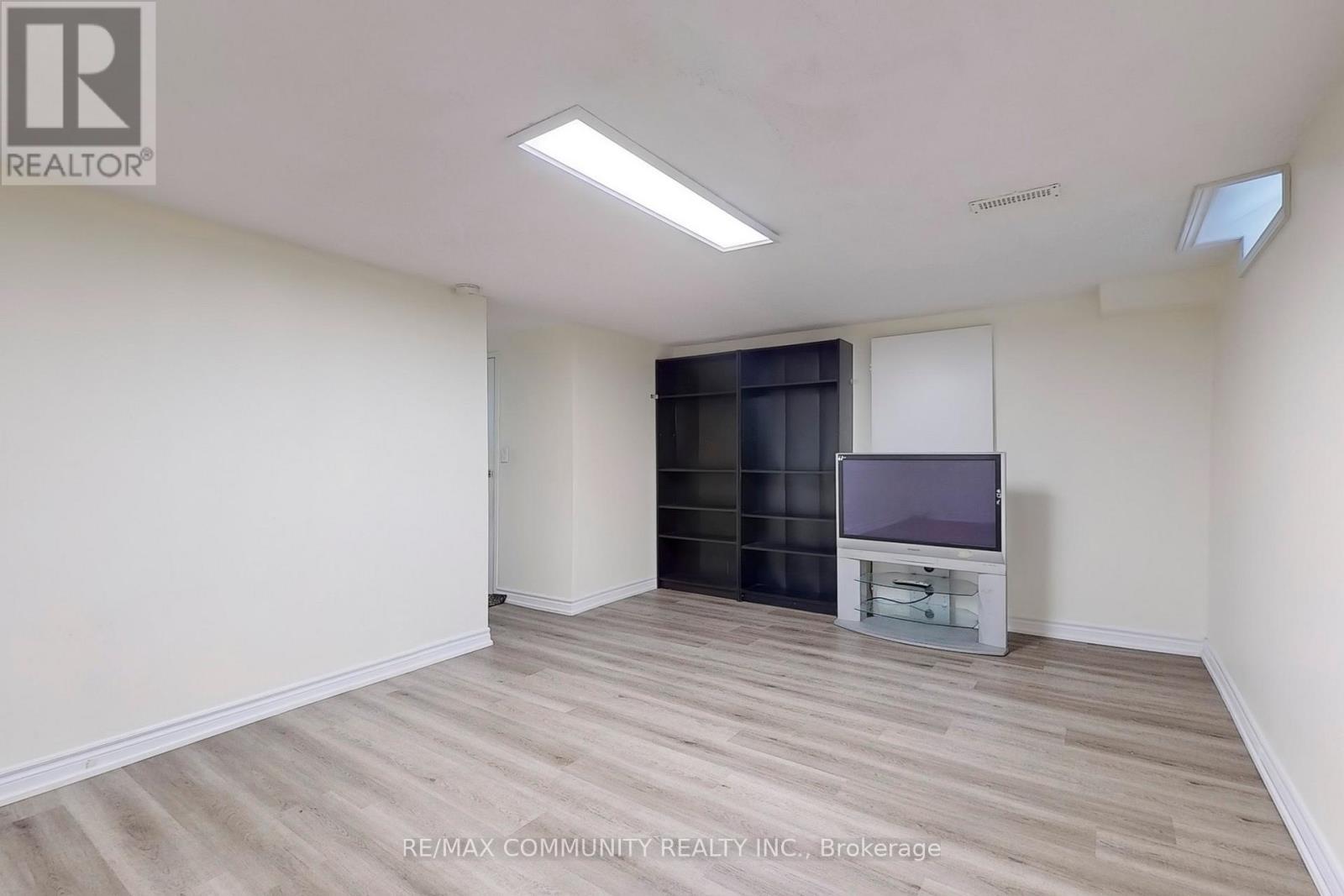 4 - 2451 Bridletowne Circle, Toronto, ON - Indoor Photo Showing Other Room