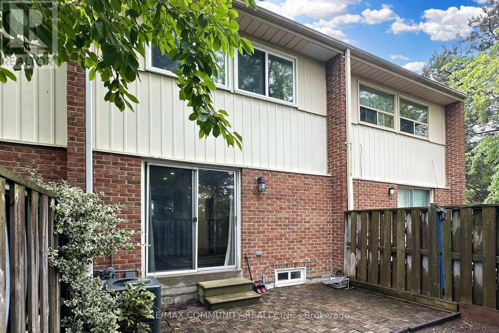 4 - 2451 Bridletowne Circle, Toronto, ON - Outdoor With Exterior