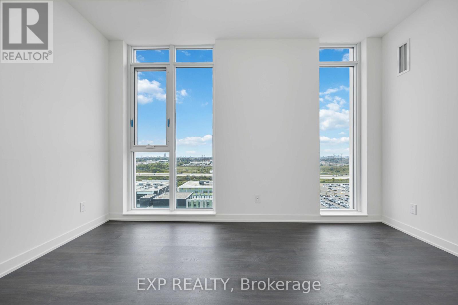 1806 - 8119 Birchmount Road, Markham, ON - Indoor Photo Showing Other Room