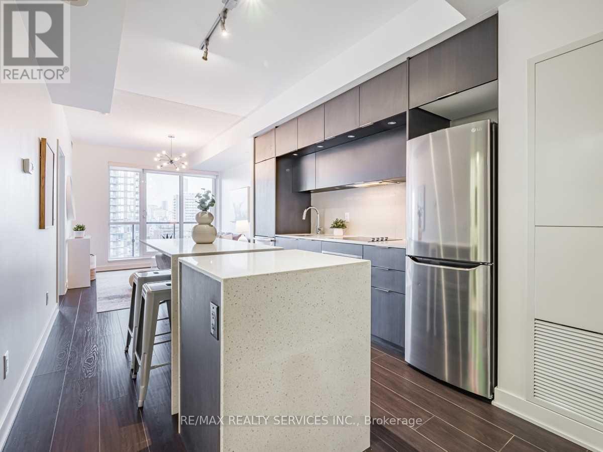 1207 - 170 Sumach Street, Toronto, ON - Indoor Photo Showing Kitchen