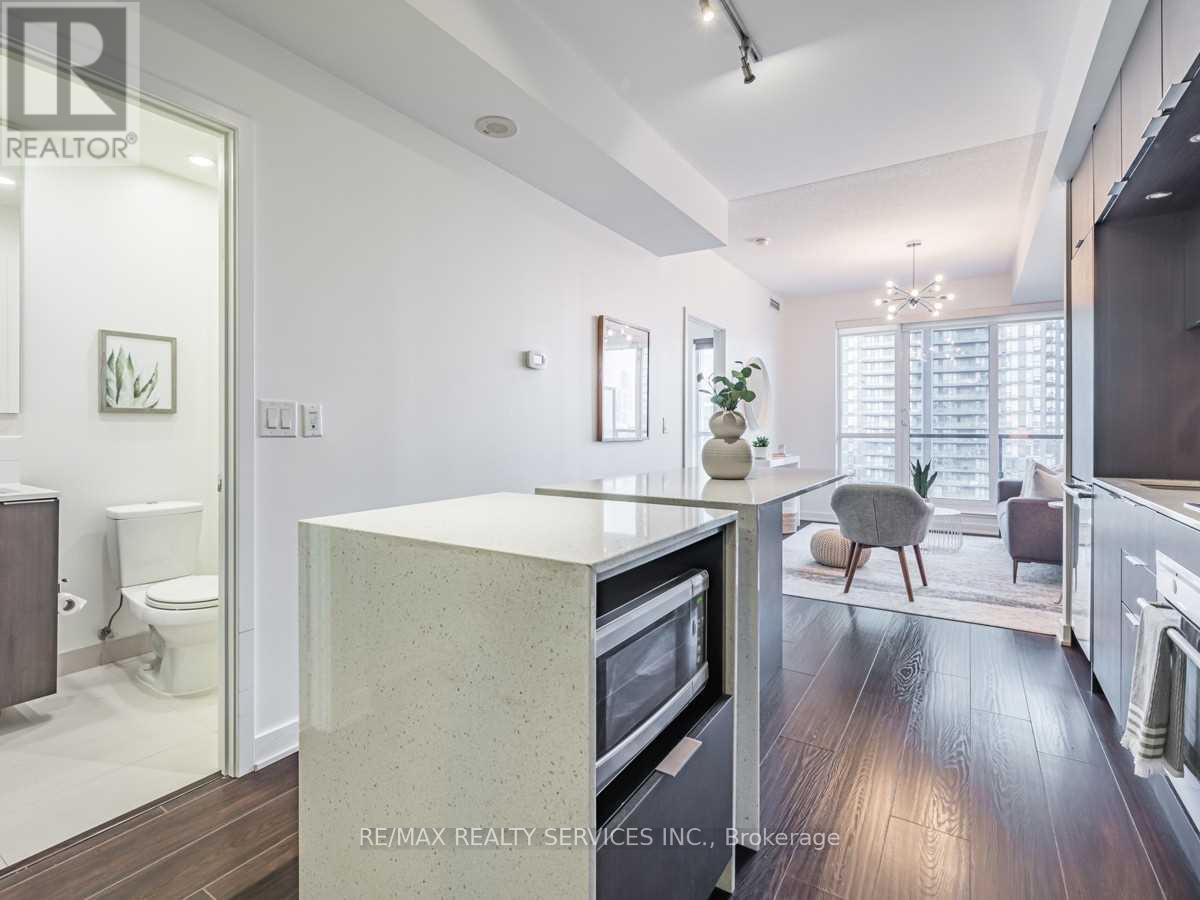 1207 - 170 Sumach Street, Toronto, ON - Indoor Photo Showing Other Room