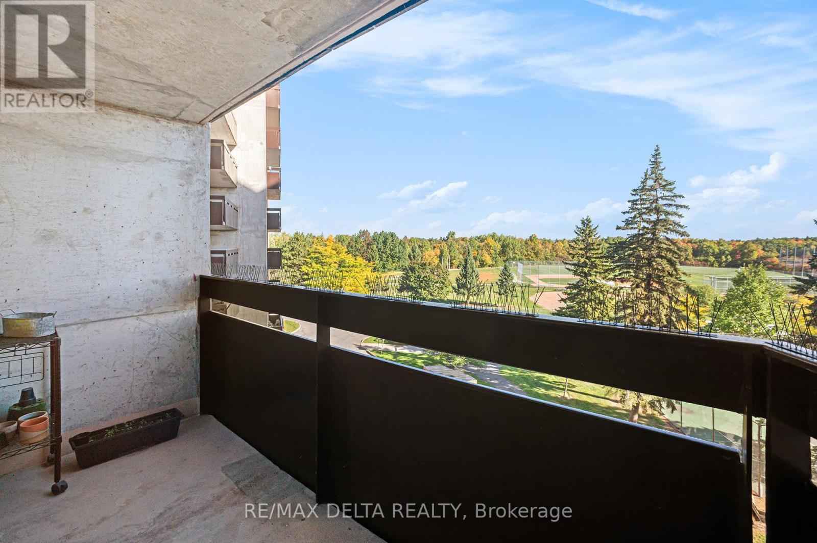 513 - 2020 Jasmine Crescent, Ottawa, ON - Outdoor With Balcony