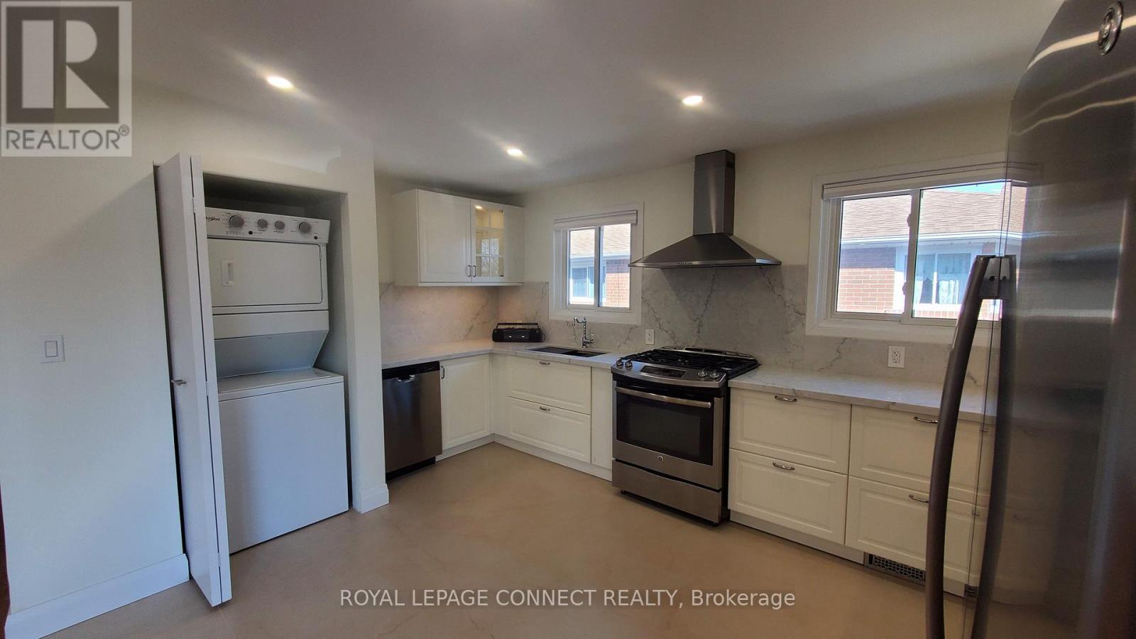 Main Floor - 660 A Chipmunk Street, Pickering, ON - Indoor