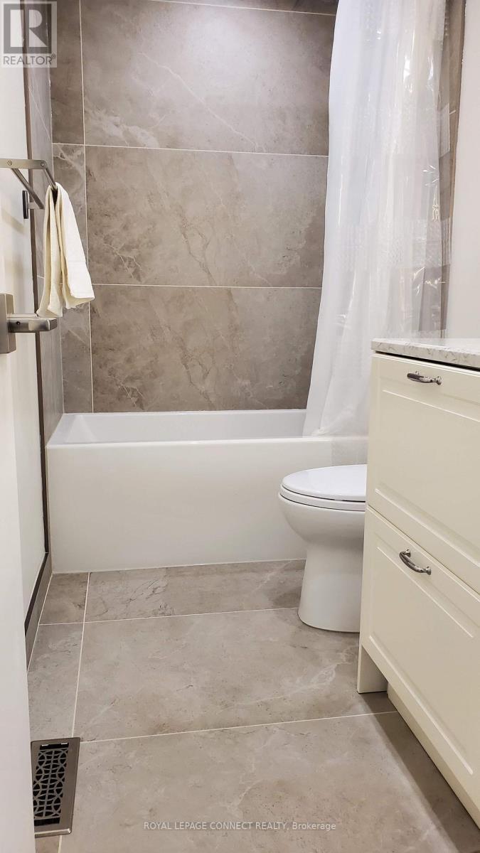 Main Floor - 660 A Chipmunk Street, Pickering, ON - Indoor Photo Showing Bathroom