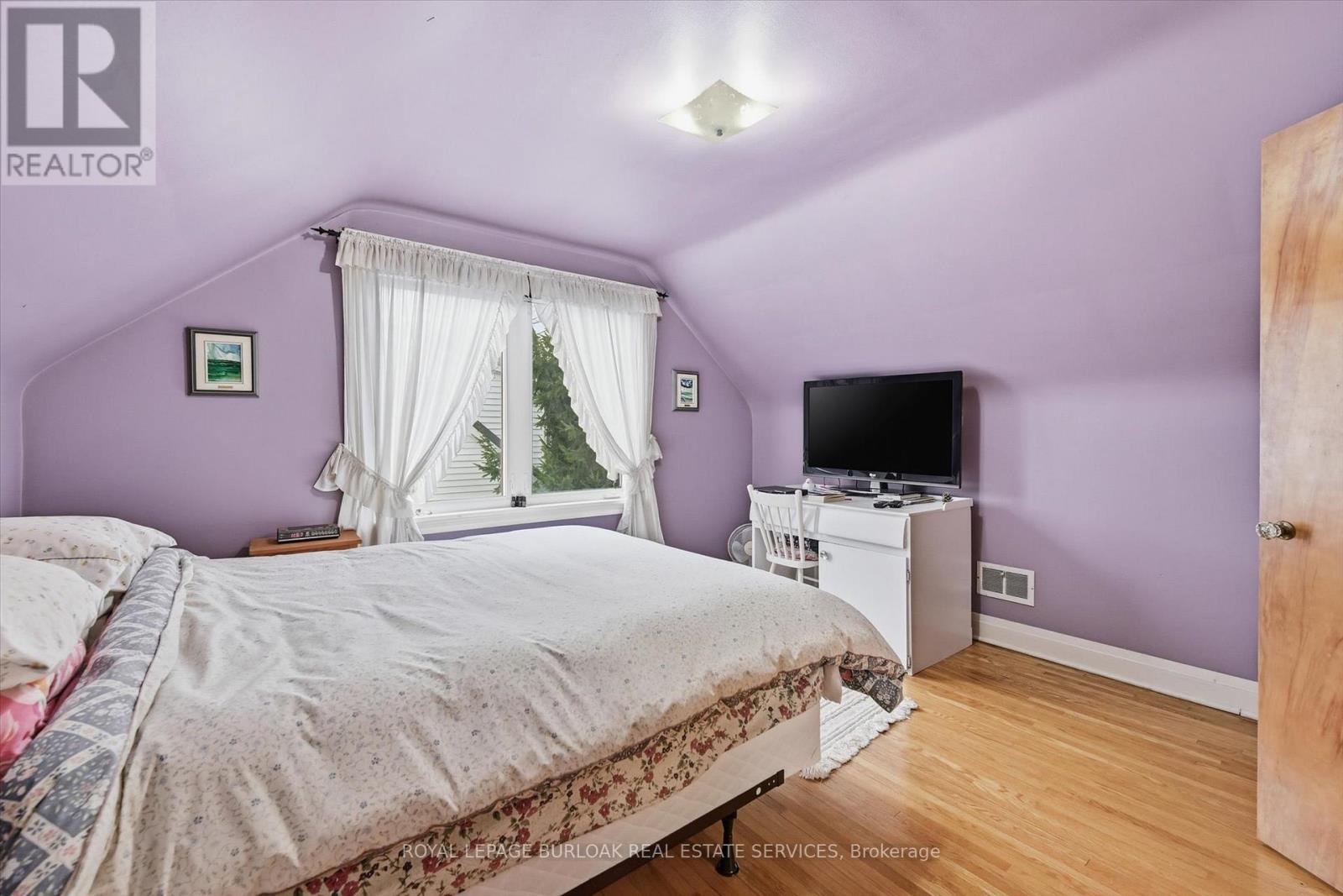 291 Merle Avenue, Burlington, ON - Indoor Photo Showing Bedroom