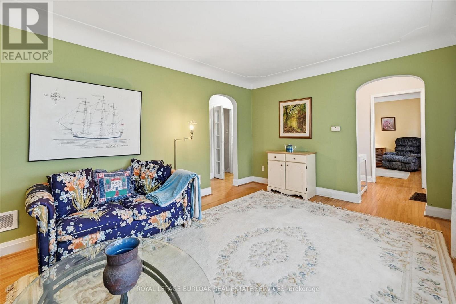 291 Merle Avenue, Burlington, ON - Indoor Photo Showing Other Room