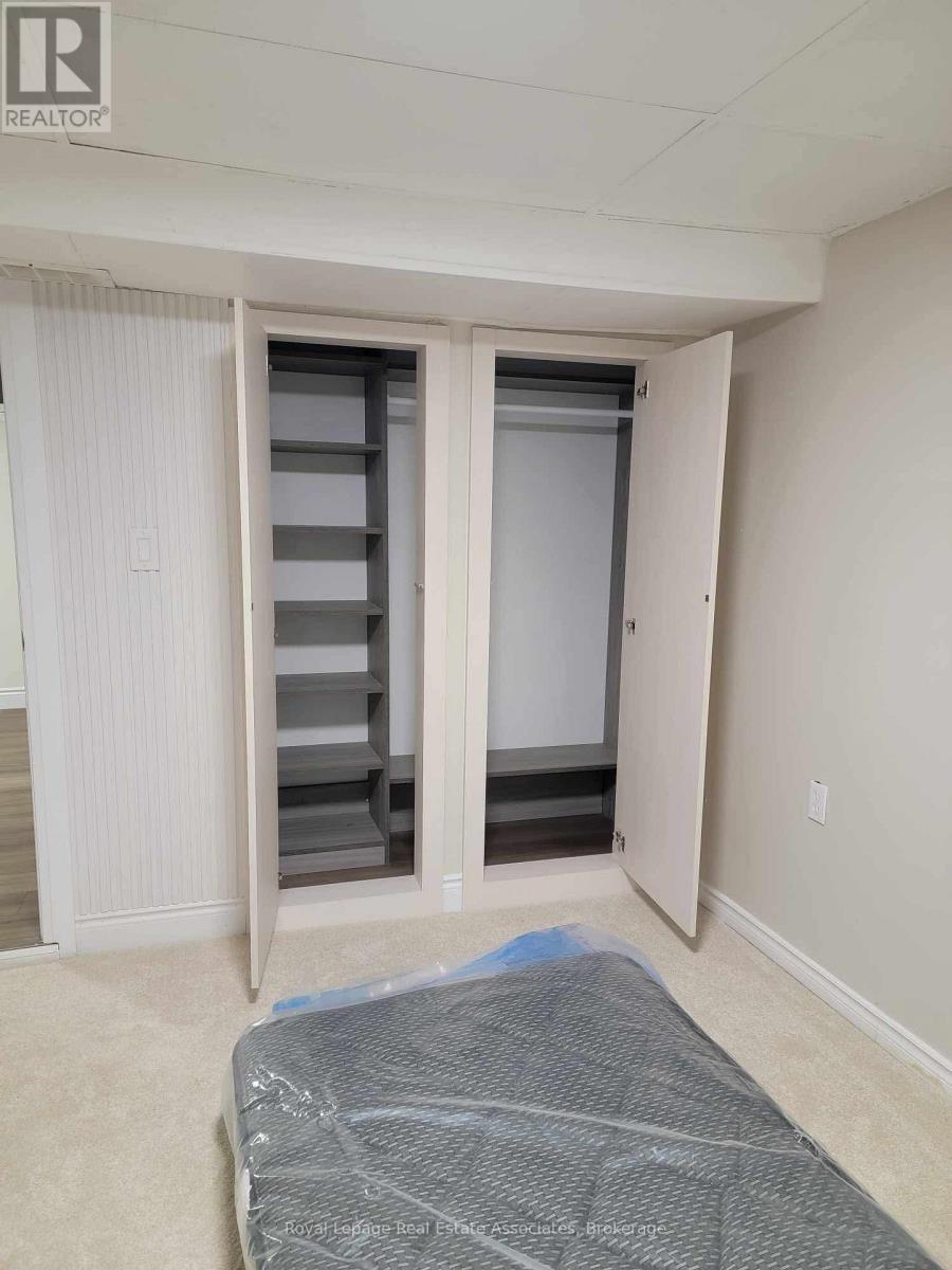 Basement - 86 Overlea Crescent, Kitchener, ON - Photo Showing Other Room