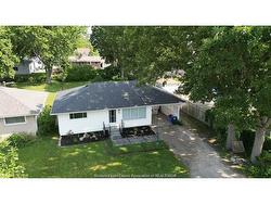 12446 RENAUD Tecumseh, ON N8W 5W1