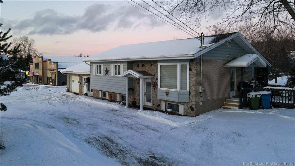 711 Victoria St, Edmundston, NB