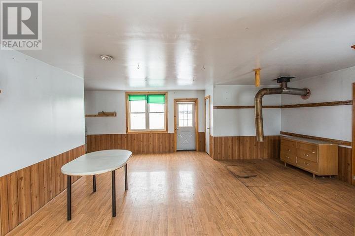 2504 Government Rd, Desbarats, ON - Indoor Photo Showing Garage