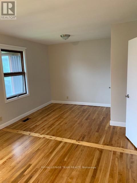 20 Brook Lane, Ottawa, ON