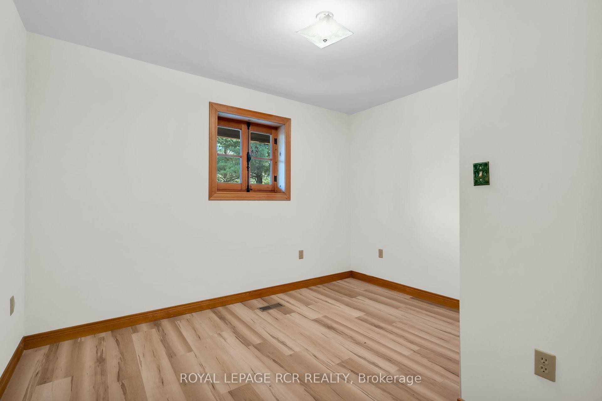 300 Old Bathurst Street, King, ON - Indoor Photo Showing Other Room