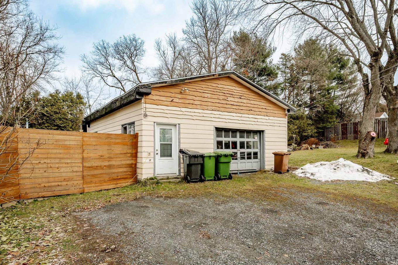 Garage - 52 - 56 3E Avenue, Windsor, QC - Outdoor