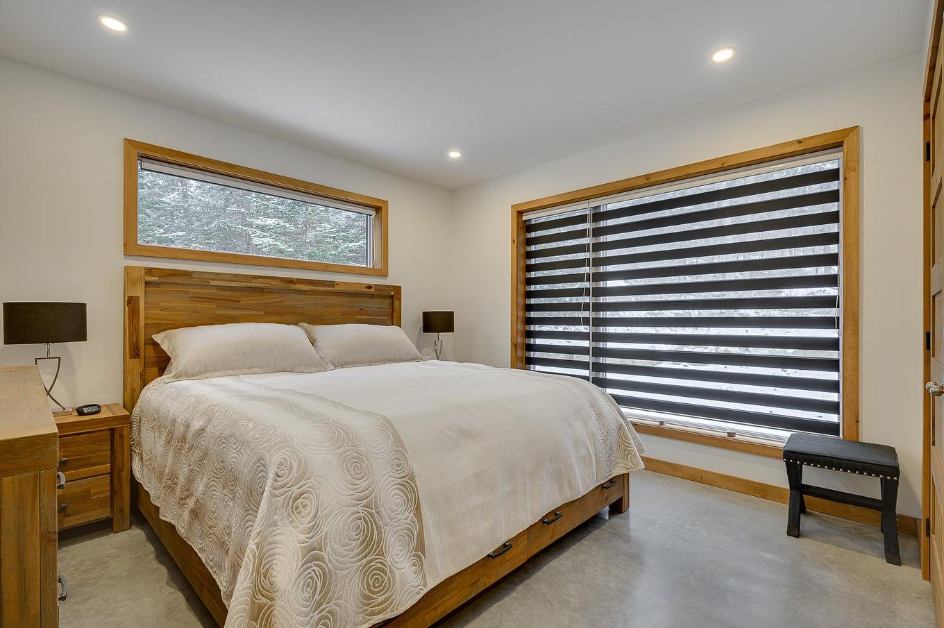 Chambre à coucher principale - Ch. Du Golf, Sainte-Lucie-Des-Laurentides, QC - Indoor Photo Showing Bedroom