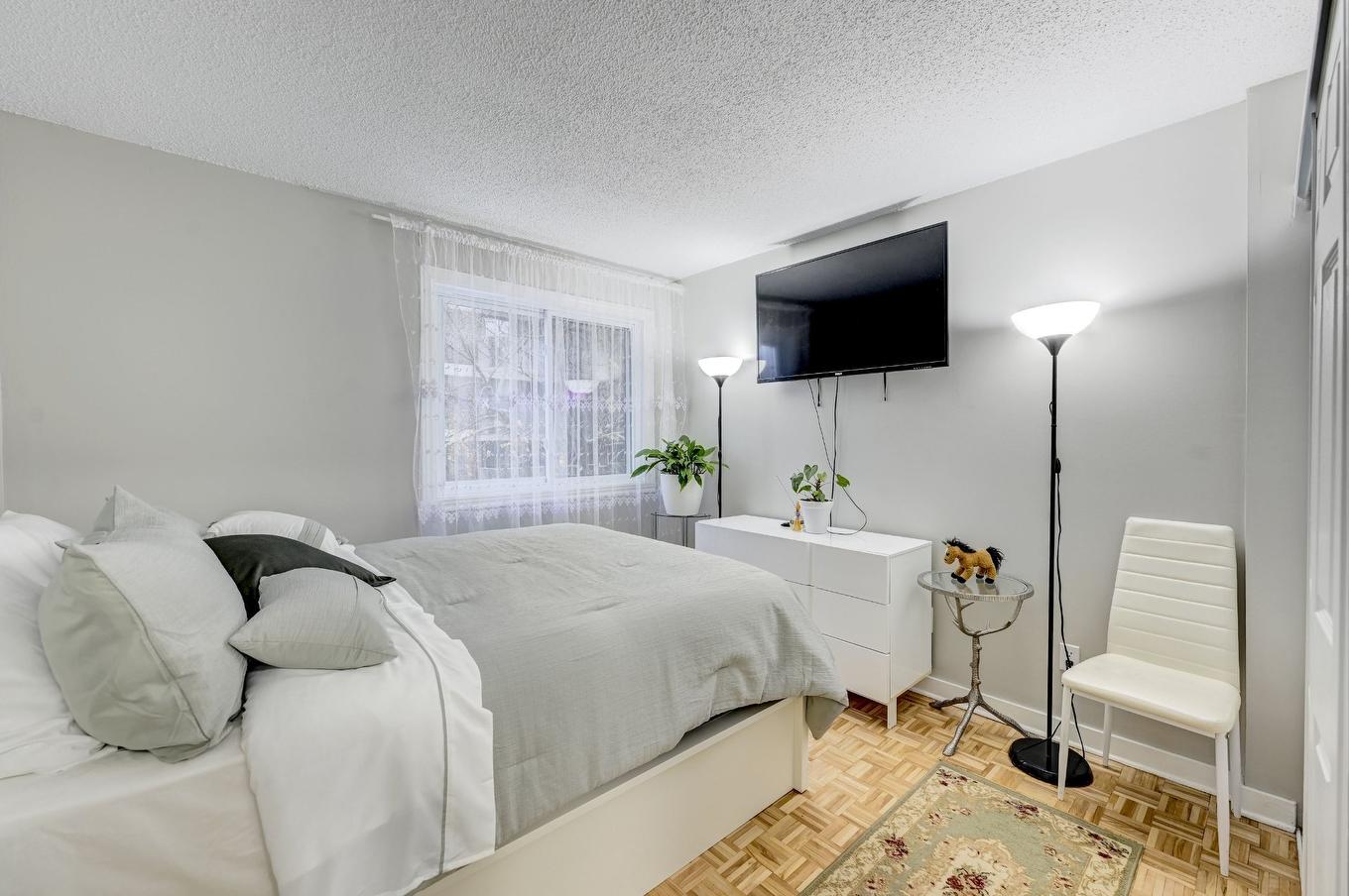 Bedroom - 511-3480 Rue Simpson, Montréal (Ville-Marie), QC - Indoor Photo Showing Bedroom