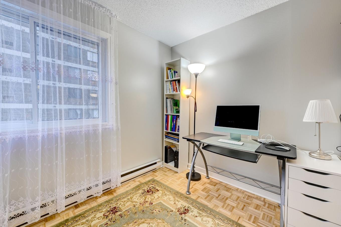 Primary bedroom - 511-3480 Rue Simpson, Montréal (Ville-Marie), QC - Indoor Photo Showing Office