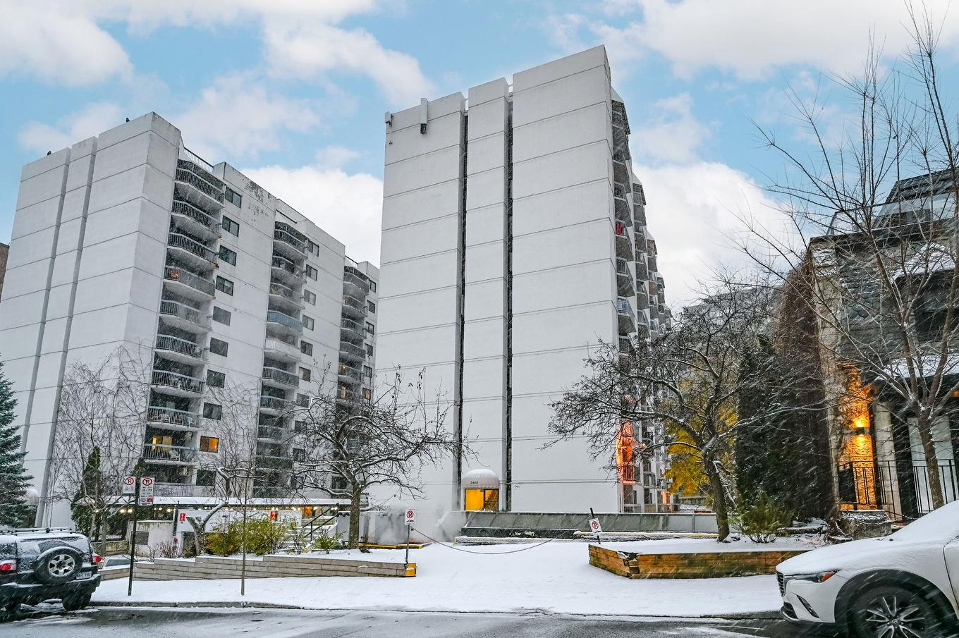 Exterior - 511-3480 Rue Simpson, Montréal (Ville-Marie), QC - Outdoor With Balcony With Facade