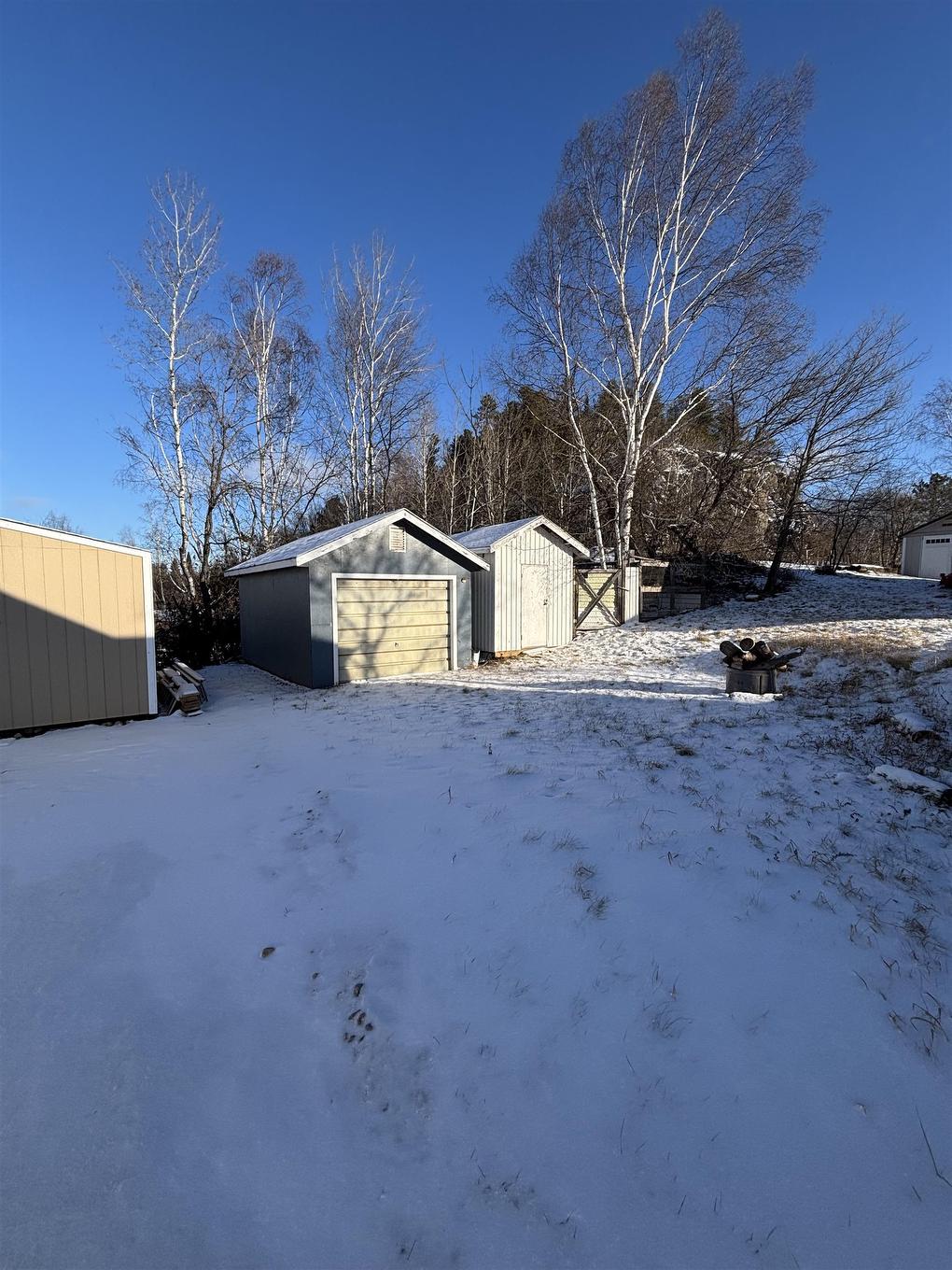 112 Mercury Ave. E, Atikokan, ON - Outdoor