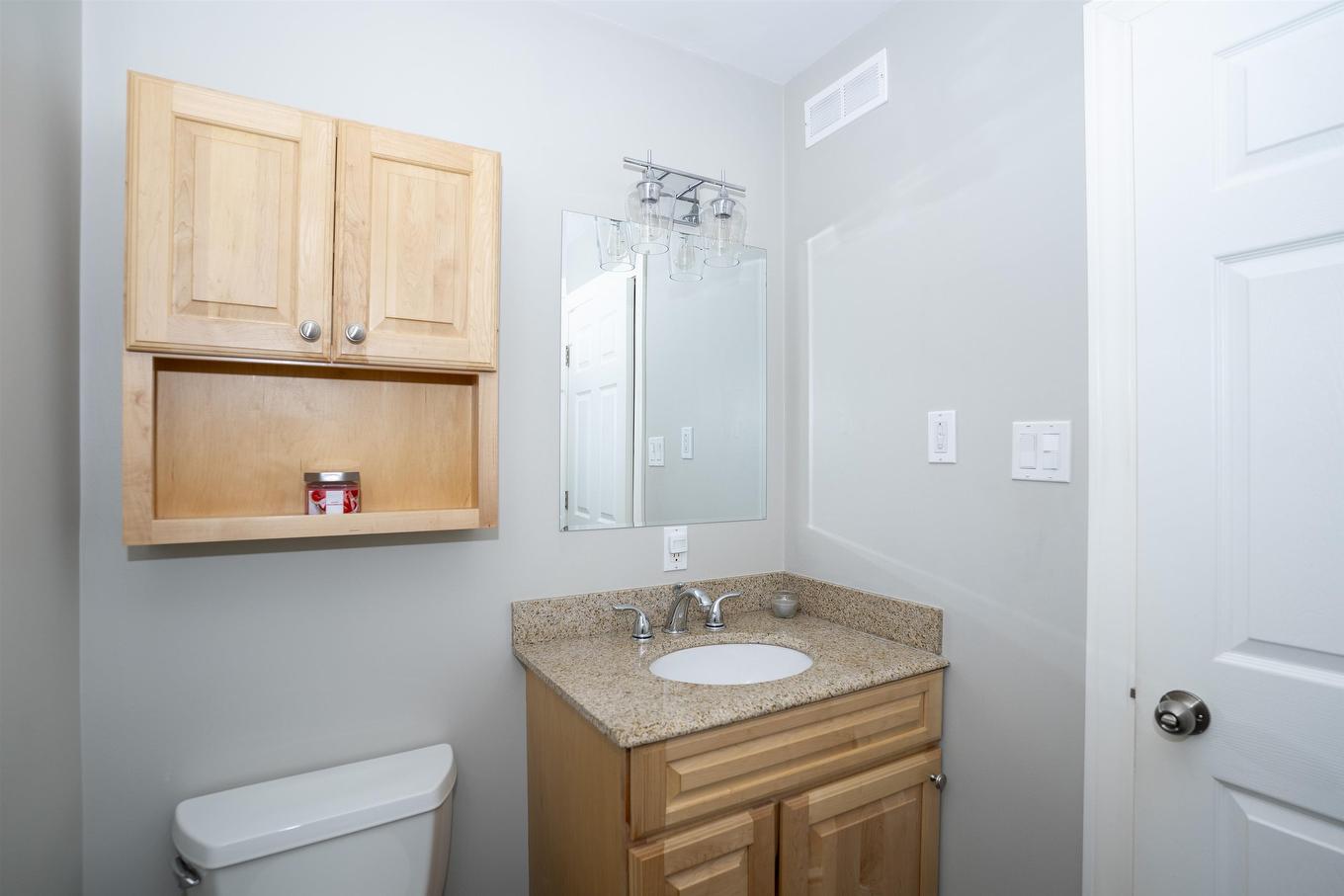 2117 Mahogany Way, Thunder Bay, ON - Indoor Photo Showing Bathroom
