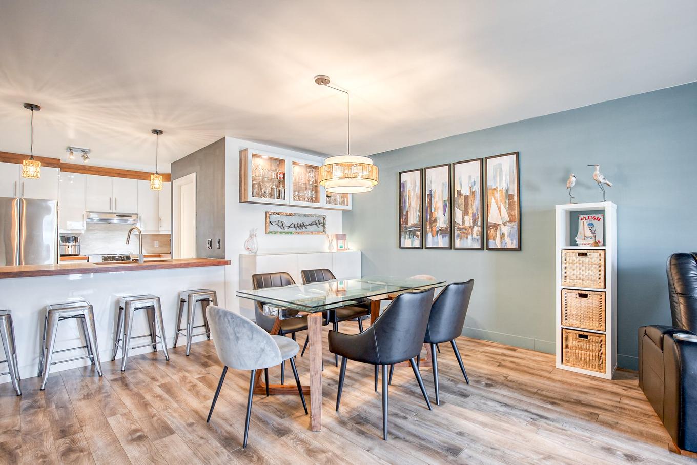 Salle à manger - 2521 Rue Des Seigneurs O., Saint-Hyacinthe, QC - Indoor Photo Showing Dining Room