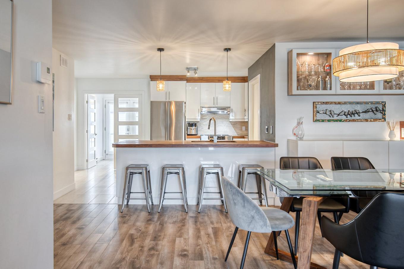Vue d'ensemble - 2521 Rue Des Seigneurs O., Saint-Hyacinthe, QC - Indoor Photo Showing Dining Room