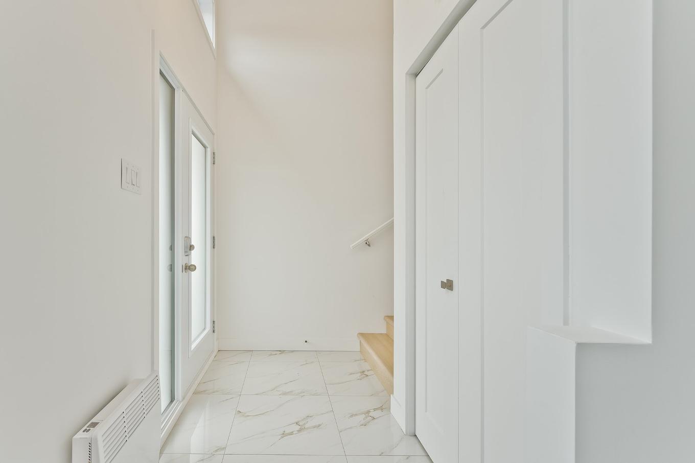 Hall d'entrée/Vestibule - 3809 Rue Émile-Chartier, Sherbrooke (Les Nations), QC - Indoor Photo Showing Other Room