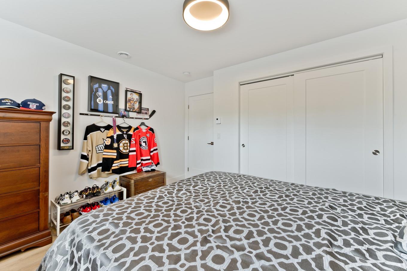 Chambre à coucher - 3807 Rue Émile-Chartier, Sherbrooke (Les Nations), QC - Indoor Photo Showing Bedroom