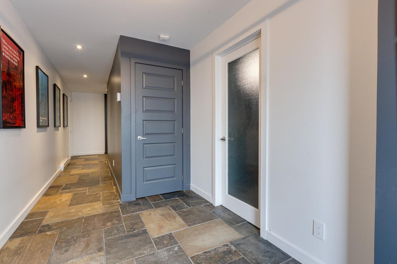 Hall - 955 Rue Des Cimes, Sainte-Adèle, QC - Indoor Photo Showing Other Room