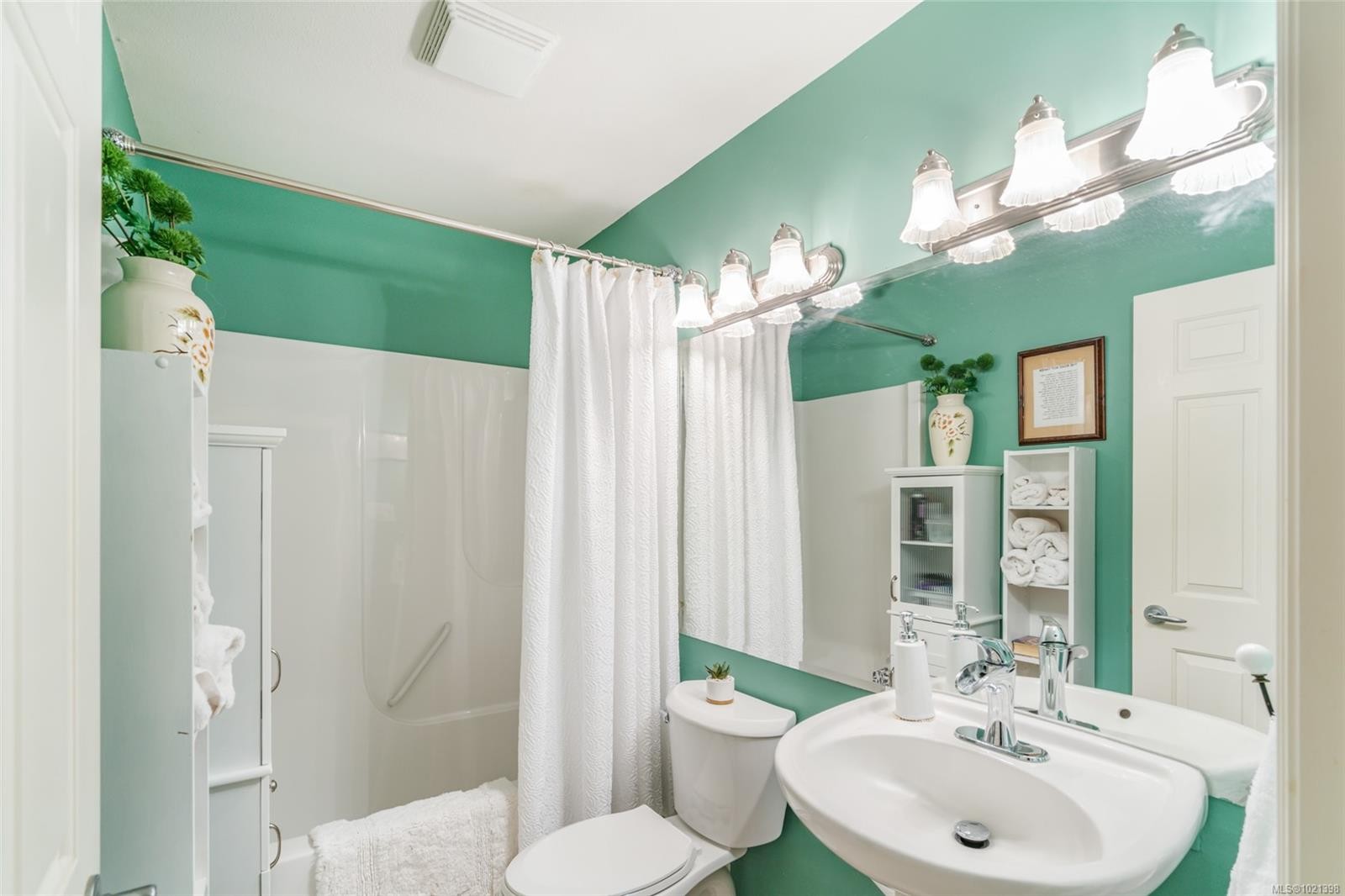 83 Bridgewater Lane, Parksville, BC