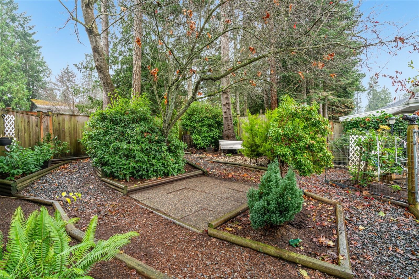 83 Bridgewater Lane, Parksville, BC