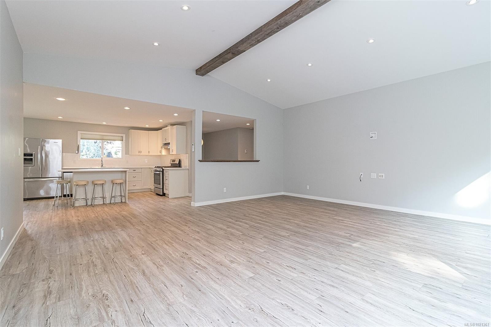 1991 Dean Park Rd, North Saanich, BC