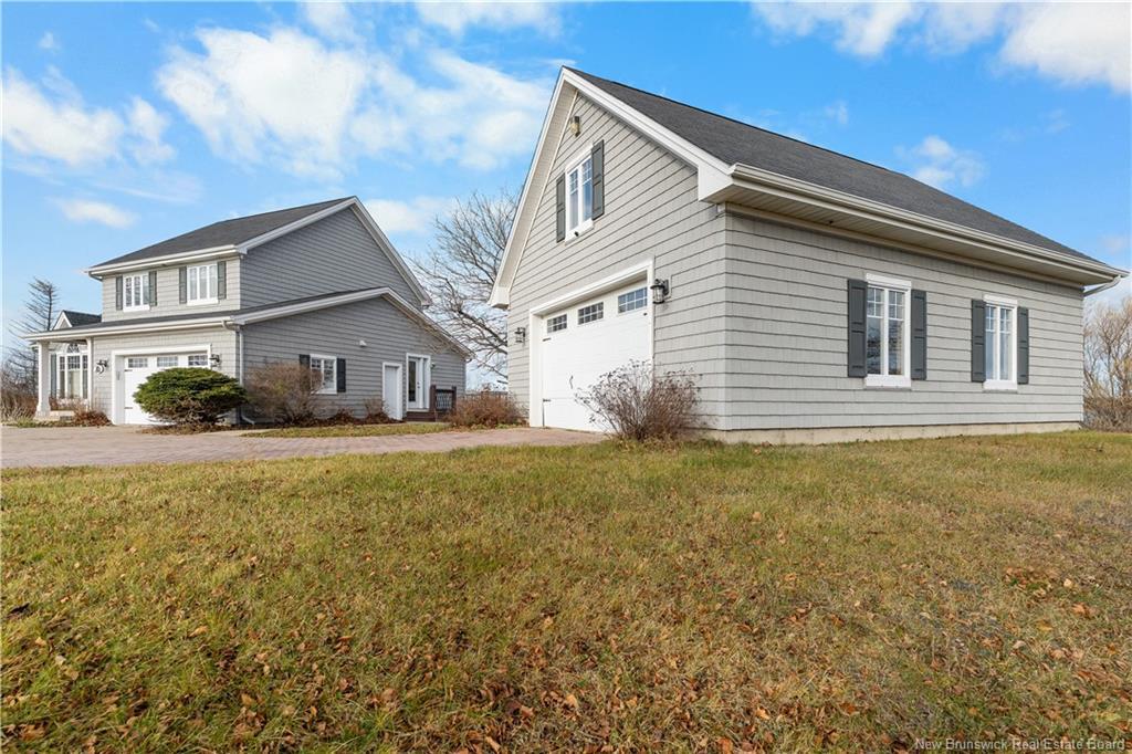 81 Route 305, Haut-Lamèque, NB