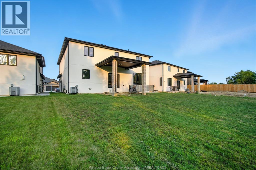 27 Kingsbridge Drive, Amherstburg, ON - Outdoor