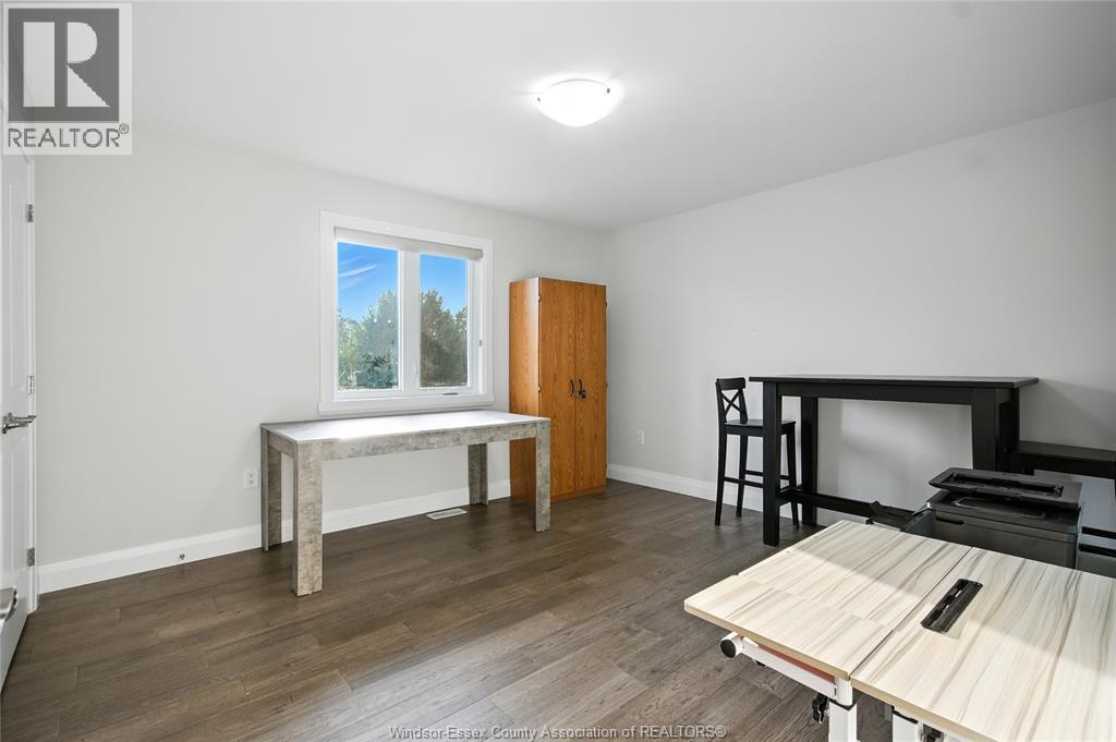 27 Kingsbridge Drive, Amherstburg, ON - Indoor